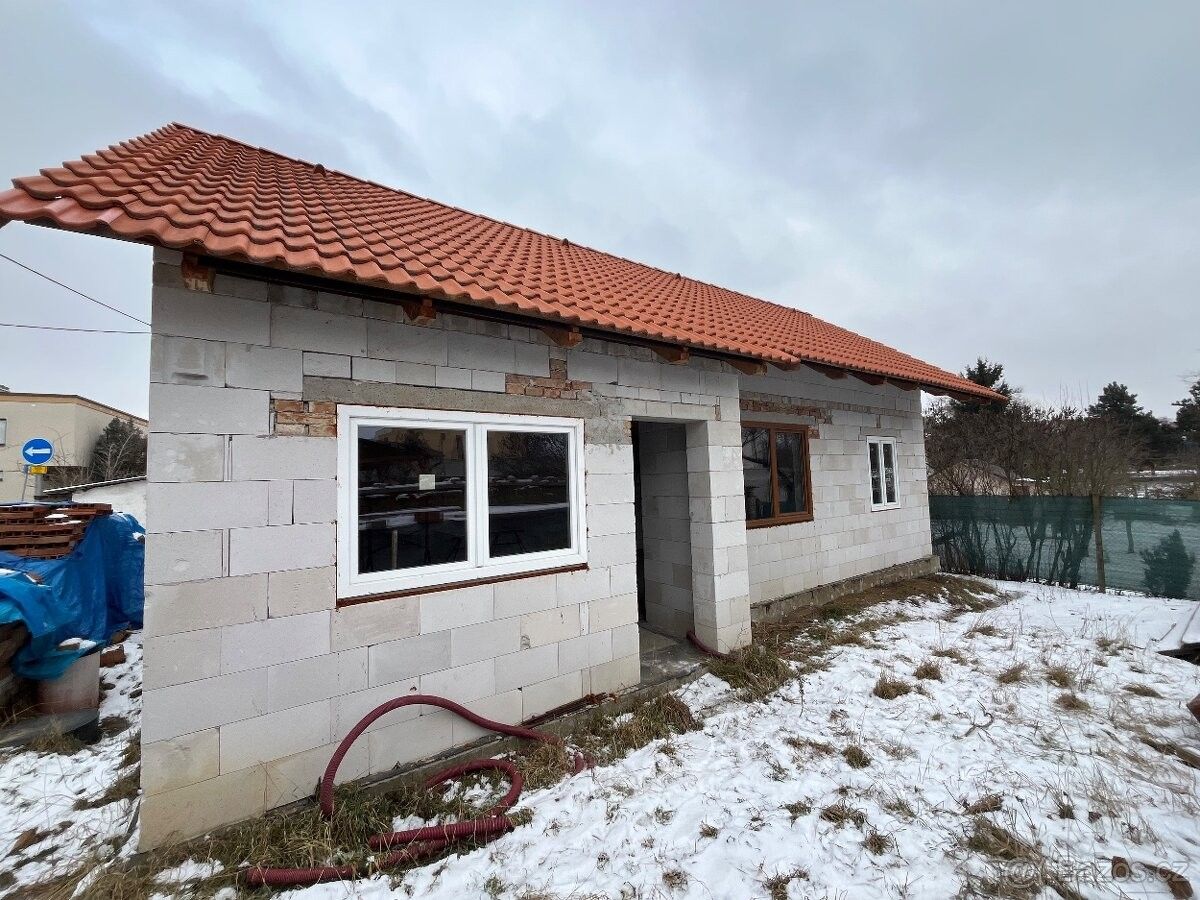 Rodinné domy, Moravské Budějovice, 676 02