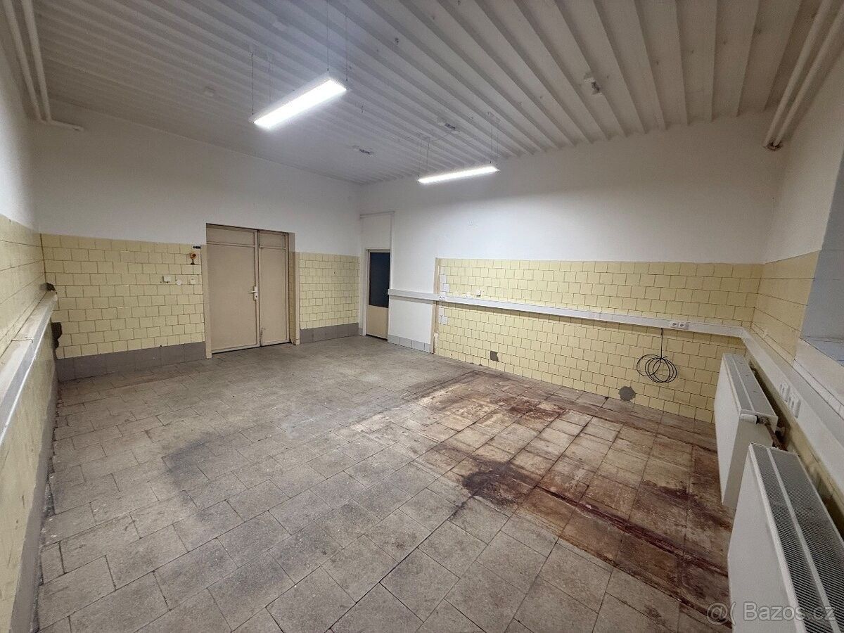 Obchodní prostory · Ždánice, 696 32 - 4