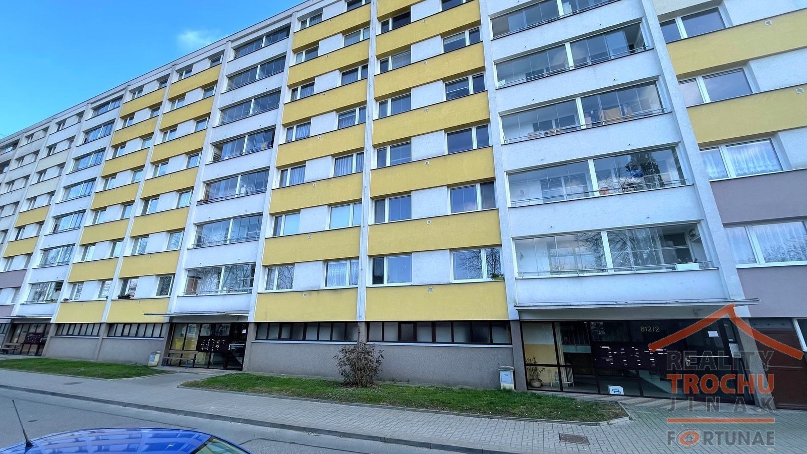 Pronájem byt 1+kk - Polní, Hradec Králové, 28 m²