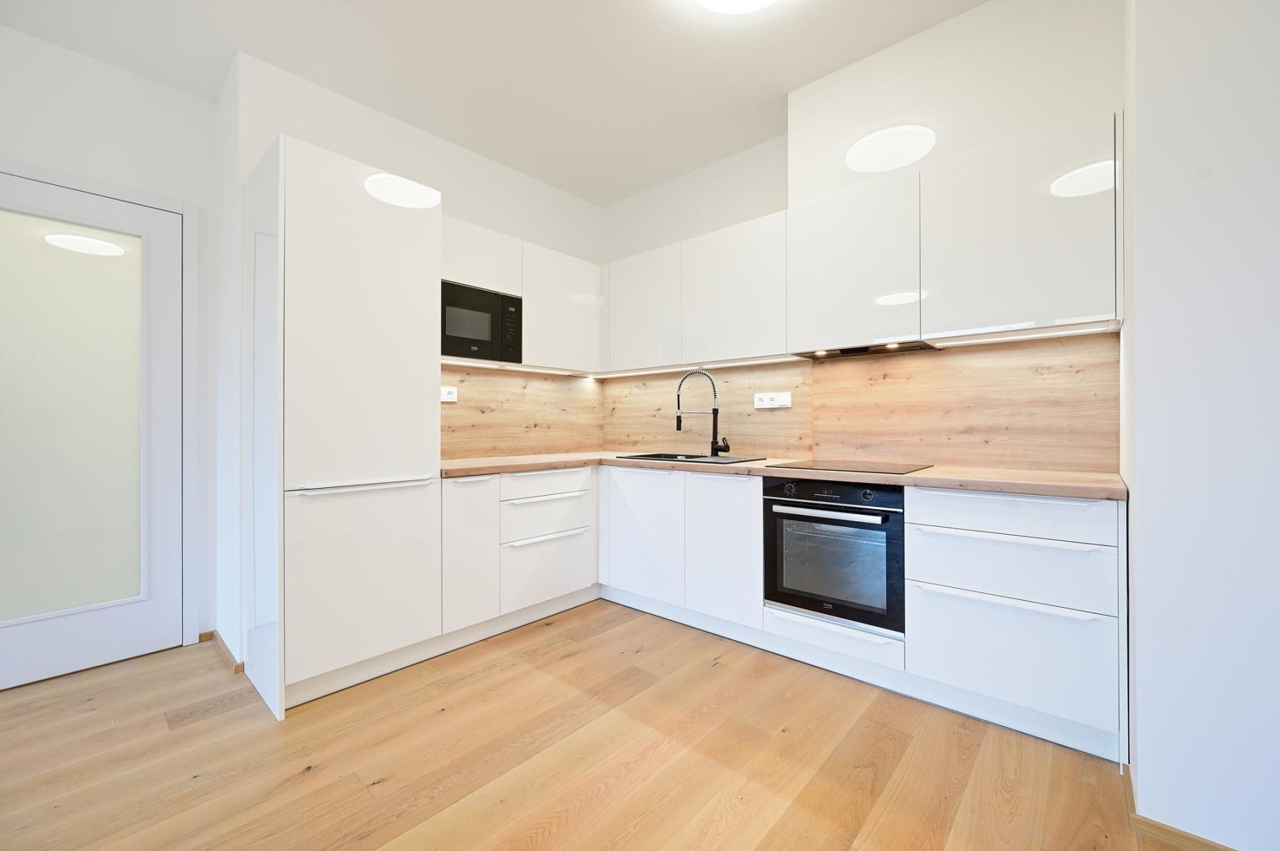 2+kk, Vladimíra Kobranova, Praha Jinonice, 52 m² - 2