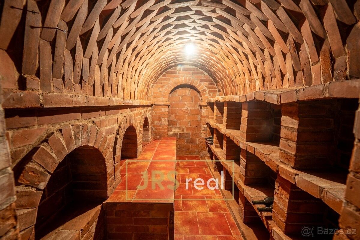 Restaurace · Bořetice u Hustopečí, 691 08 - 4