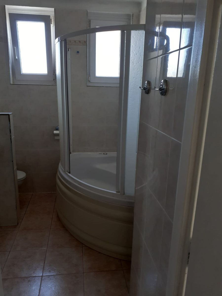 Byt 4+1 · 120 m² · K Dýmači, Praha - Cholupice - 4