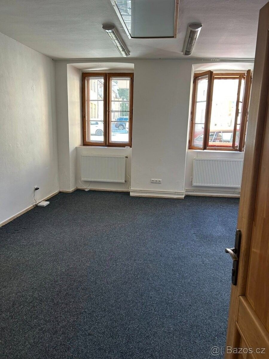 Pronájem byt - Jemnice, 675 31