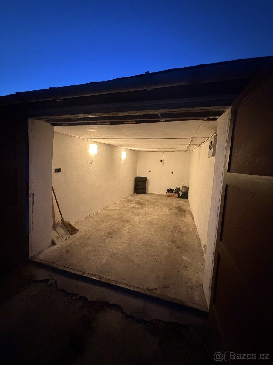 Prodej garáž - Rapotín, 788 14