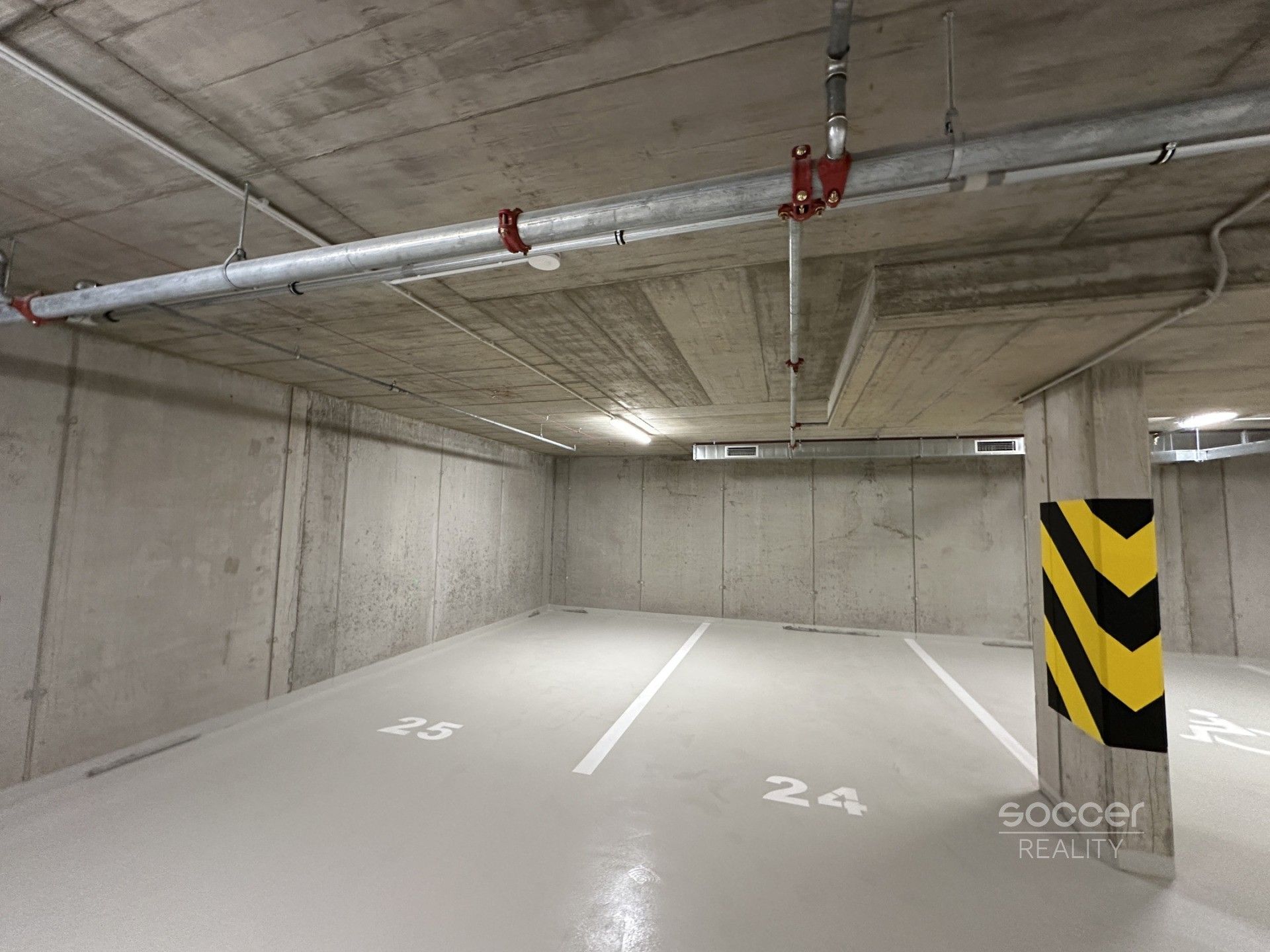 Ostatní, Arnošta Valenty, Praha, 14 m² - 1