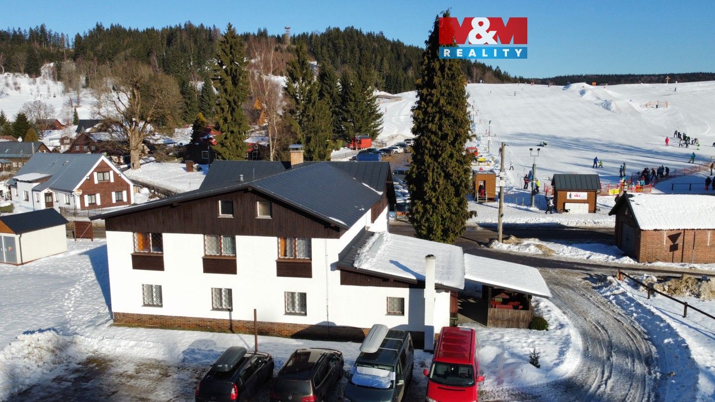 Chaty, Albrechtice v Jizerských horách, 600 m²