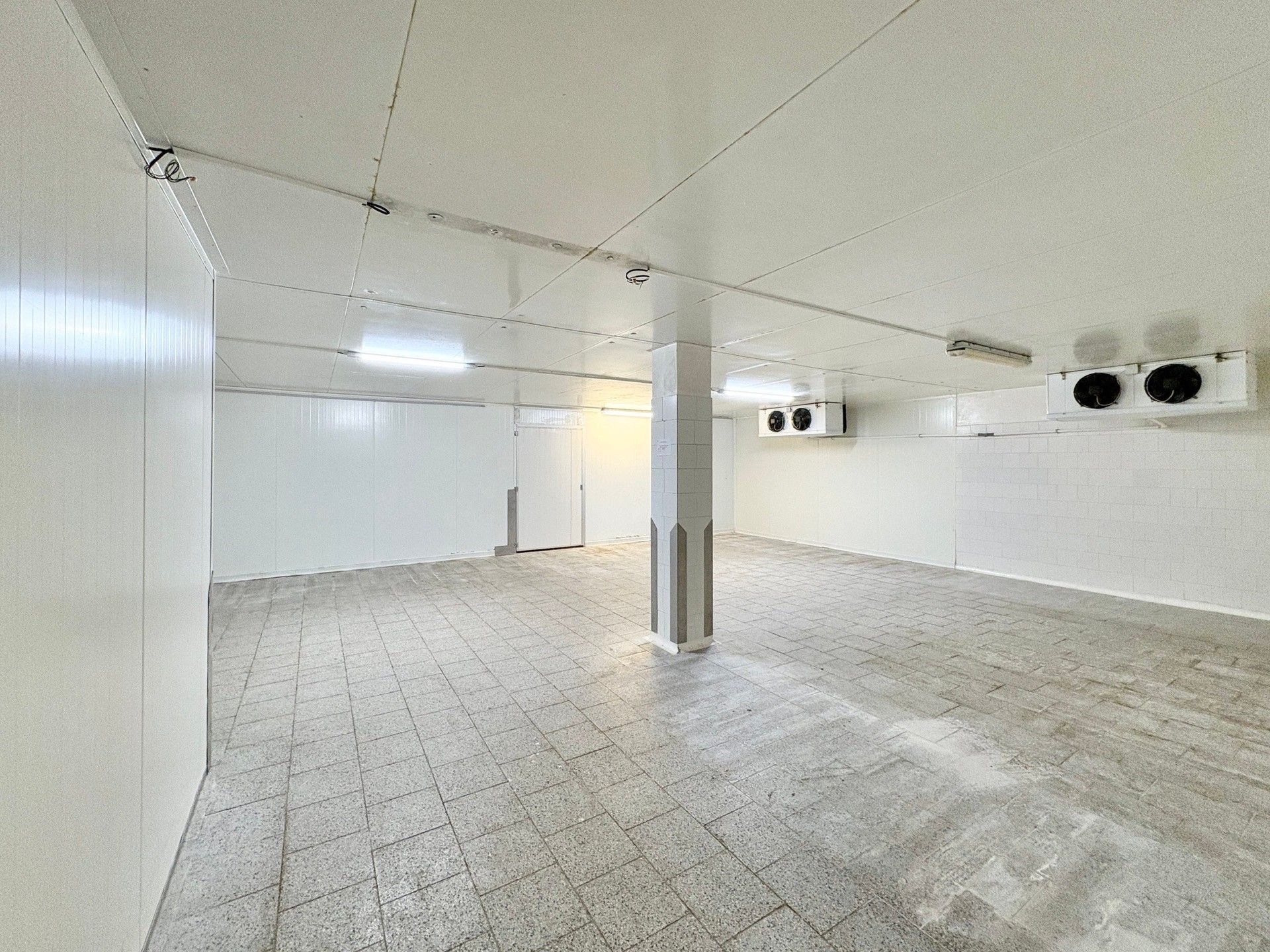 Sklad · 126 m² · U vlečky, Brno Komárov - 3