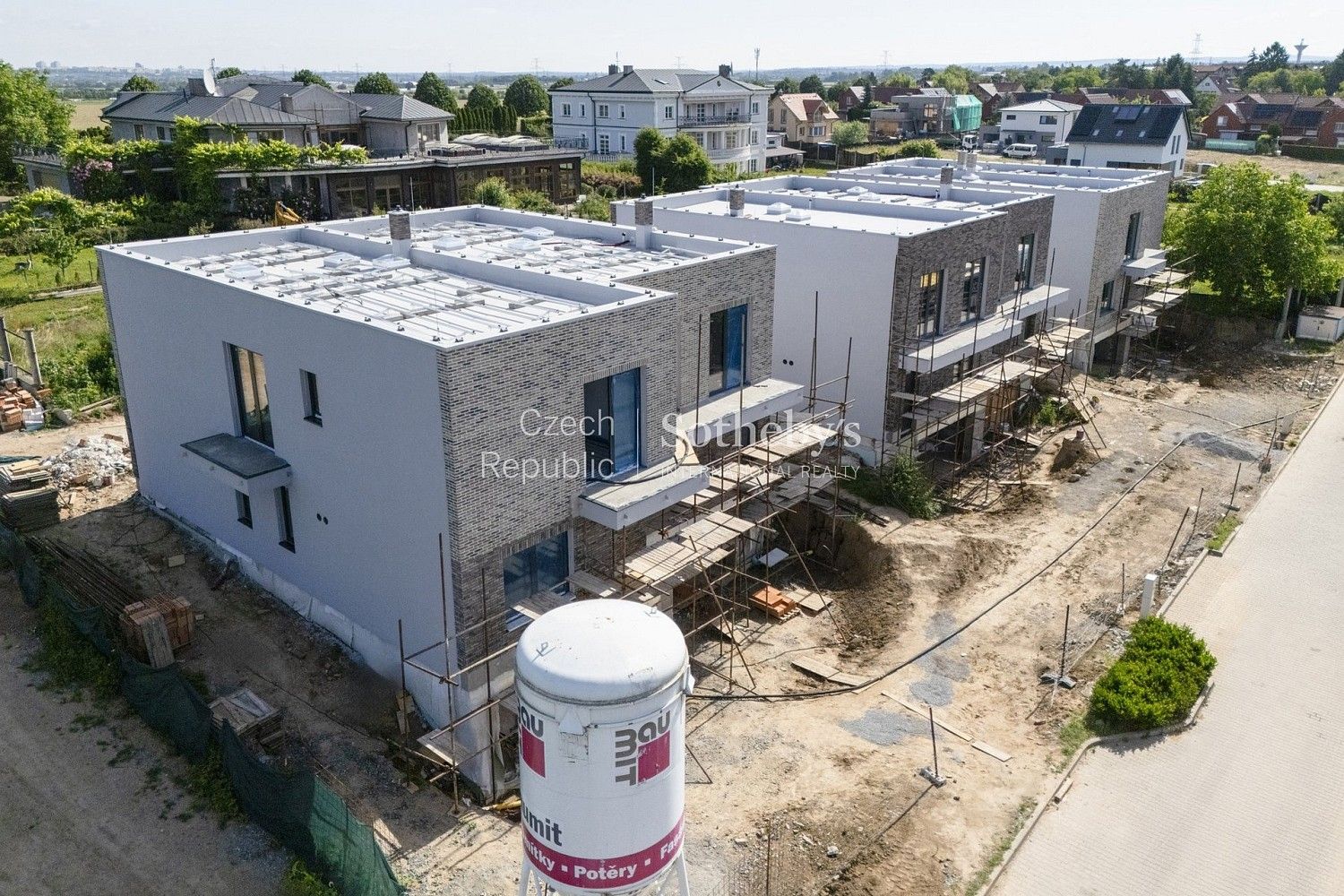 Prodej rodinný dům - Dolní Břežany, okres Praha-západ, Středočeský kraj, 211 m² - 5