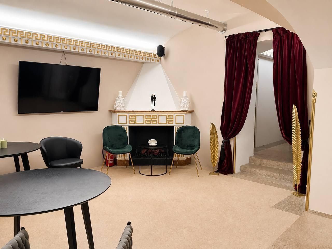 Obchodní prostory · 256 m² · Korunní, Praha - 3
