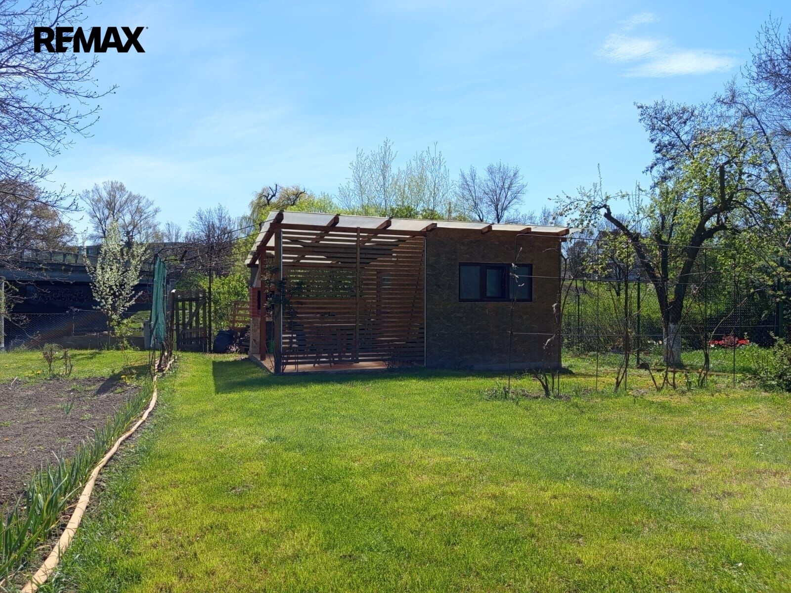 Prodej pozemek pro bydlení - Žatec, 741 m² - 5