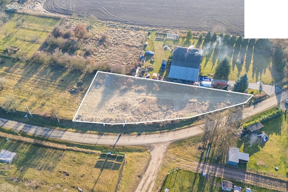 Pozemek pro bydlení, 1 176 m²