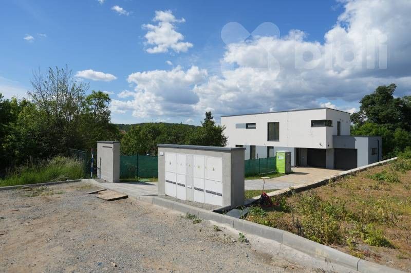 Vily, Jabloňová, Želešice, 201 m²