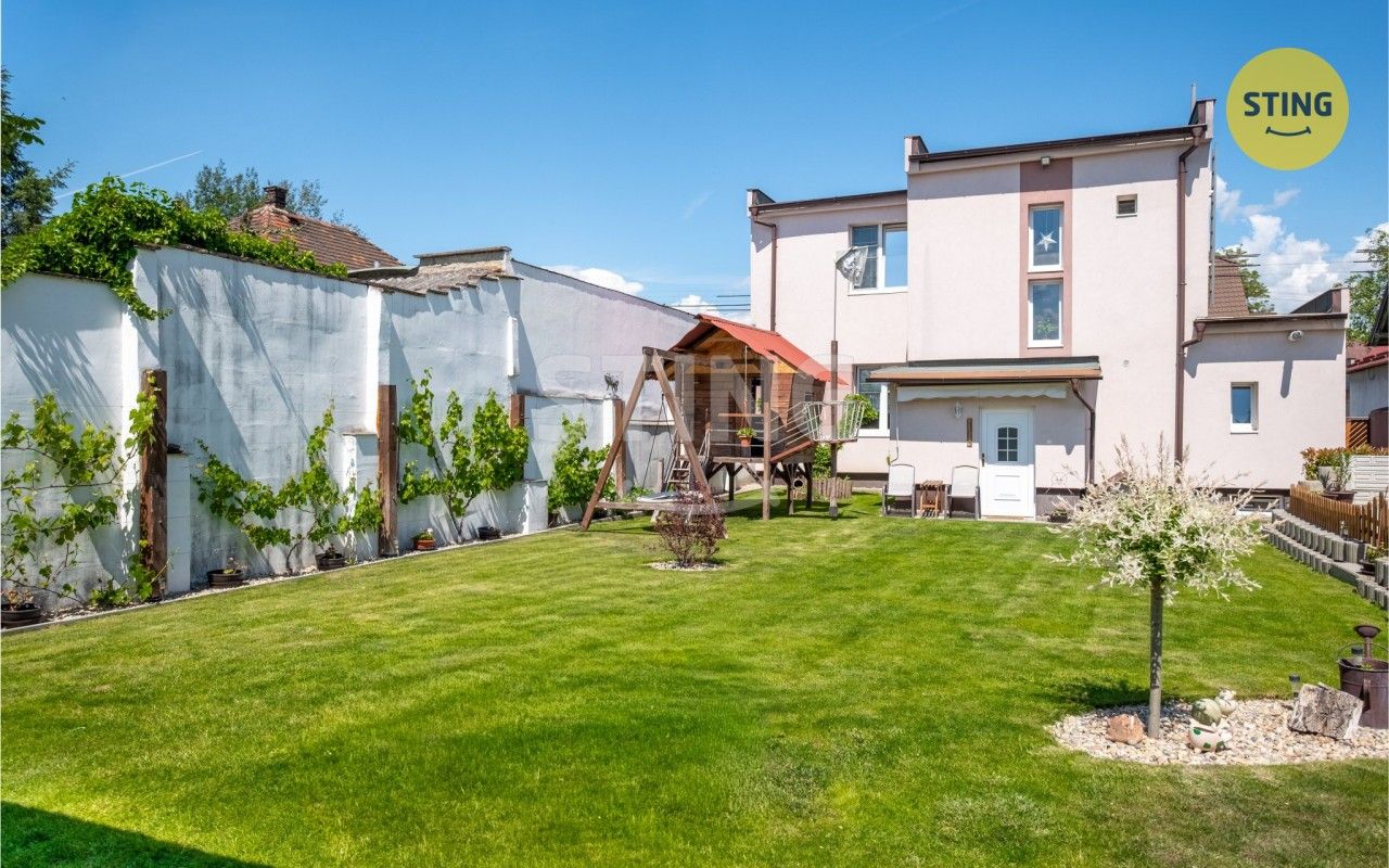 Rodinné domy, V Pískách, Neratovice, 166 m² - 2