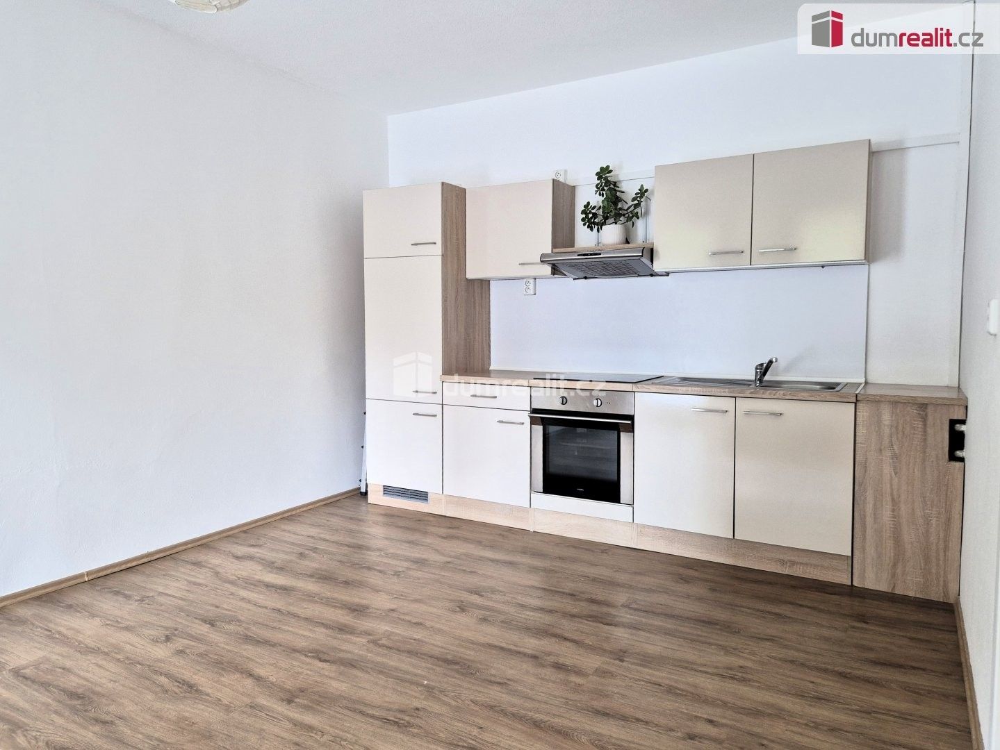 2+kk, Sídliště, Velešín, 44 m² - 2