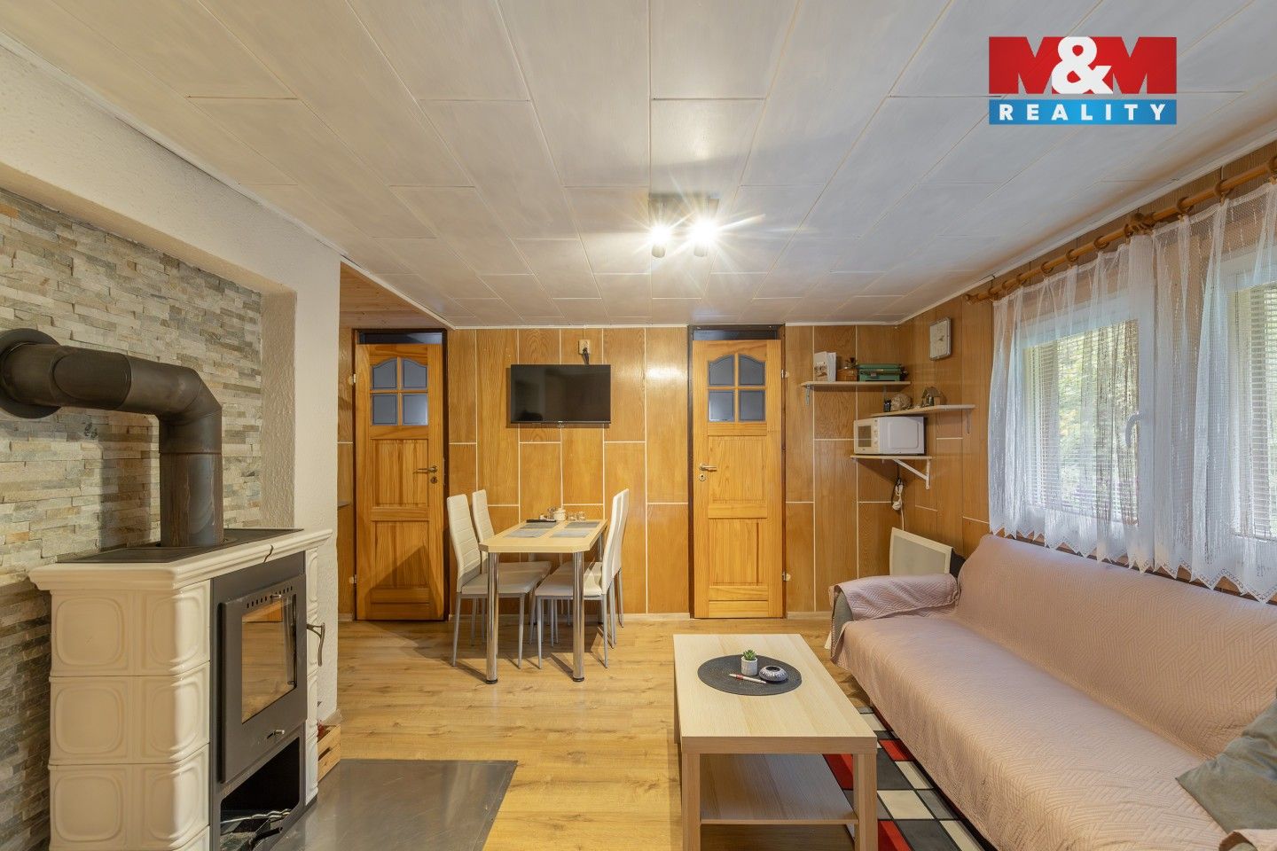 Prodej chata - Dolní Lomná, 46 m²