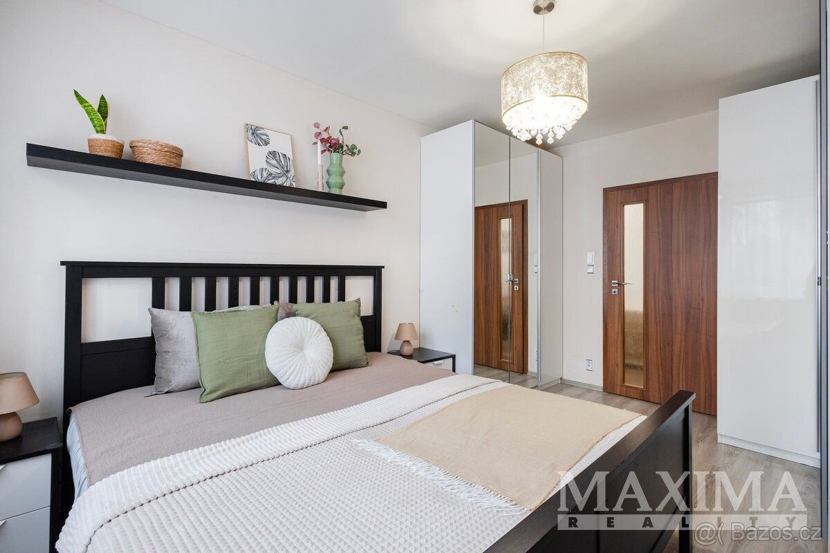 Prodej byt - Praha, 100 00