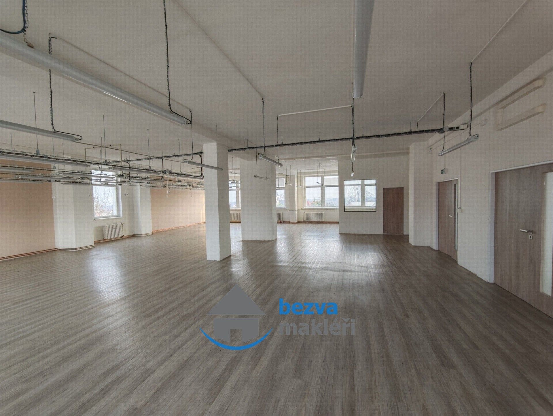 Výrobní prostory, Husova, Skuteč, 189 m² - 1