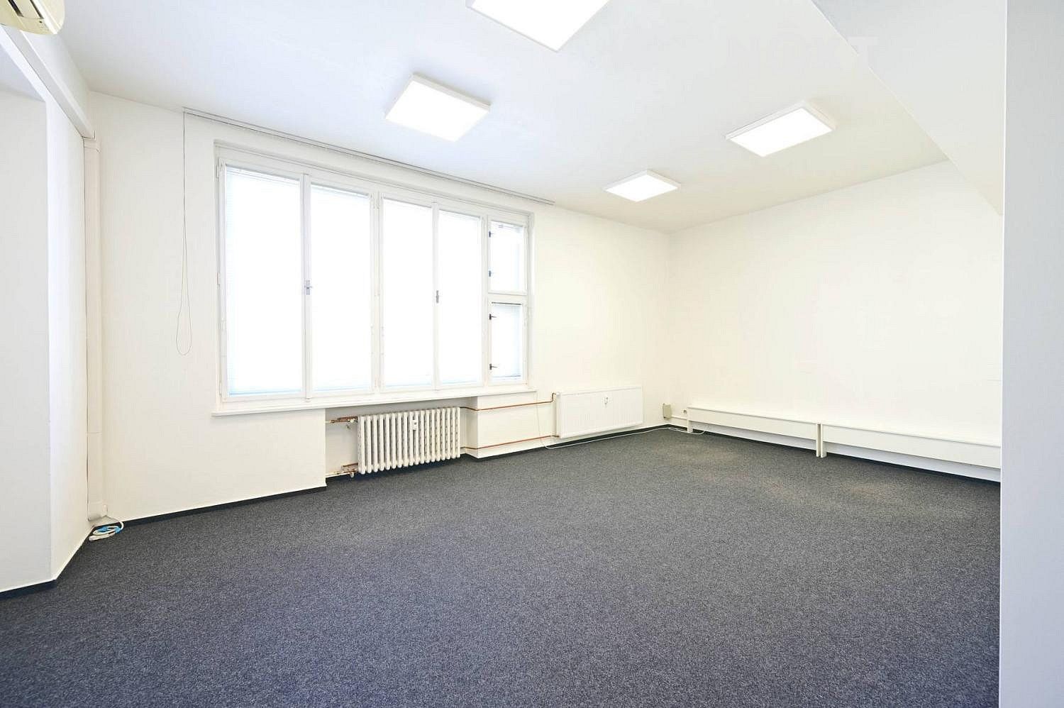 Kancelář, 26 m²