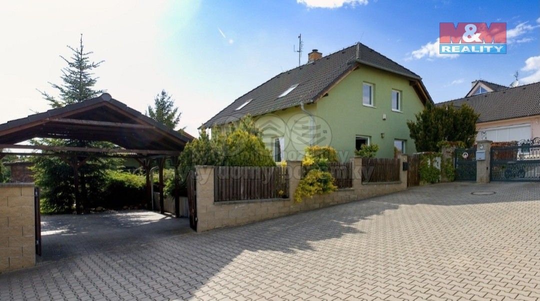 Rodinné domy, Studeněves, 127 m²