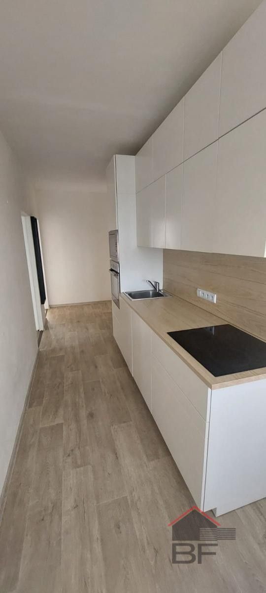 3+1, Železničářská , Česká Lípa, 64 m² - 1