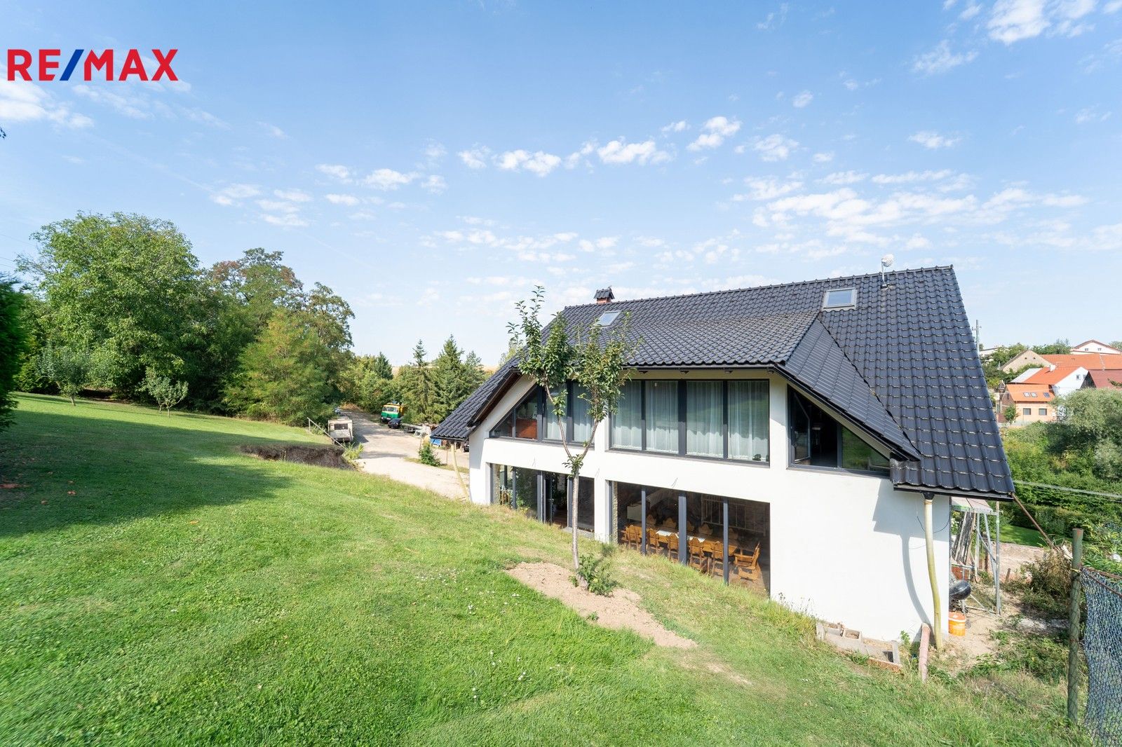 Rodinné domy, Zájezd, 360 m²