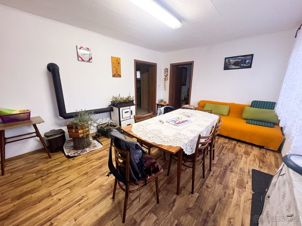 Chata · 135 m² · 671 10, Znojmo - 3