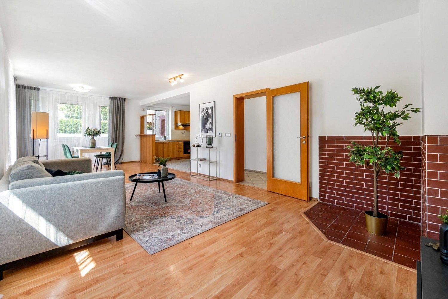 Prodej rodinný dům - Praha - Miškovice, okres Praha 18, Hlavní město Praha, 202 m² - 2
