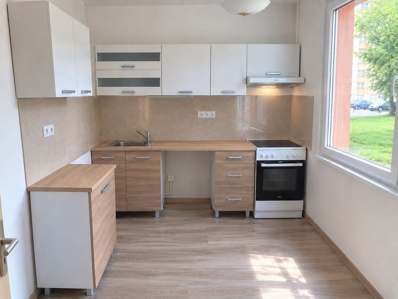 3+1, Teplice, Ústecký kraj, 84 m² - 2