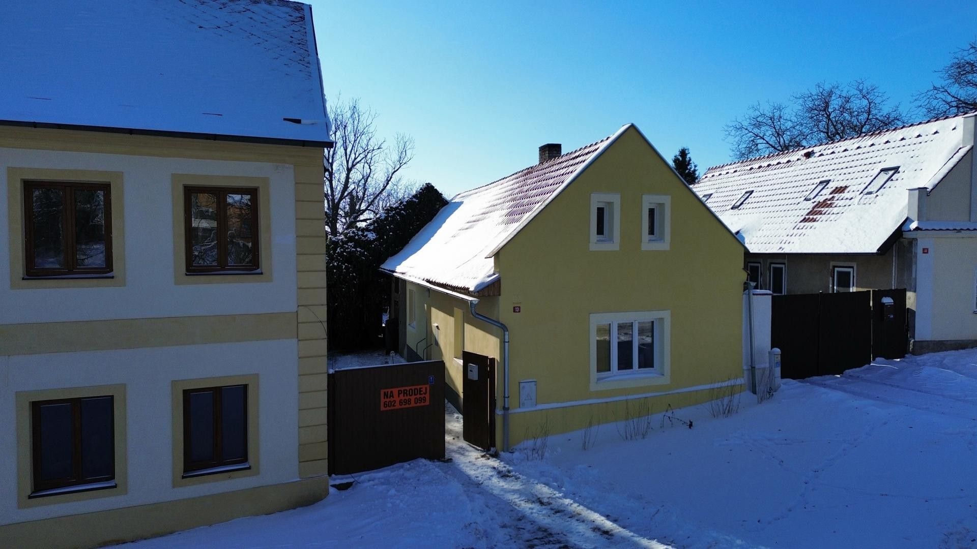 Prodej rodinný dům - nám. 9. května, Ondřejov, 74 m²