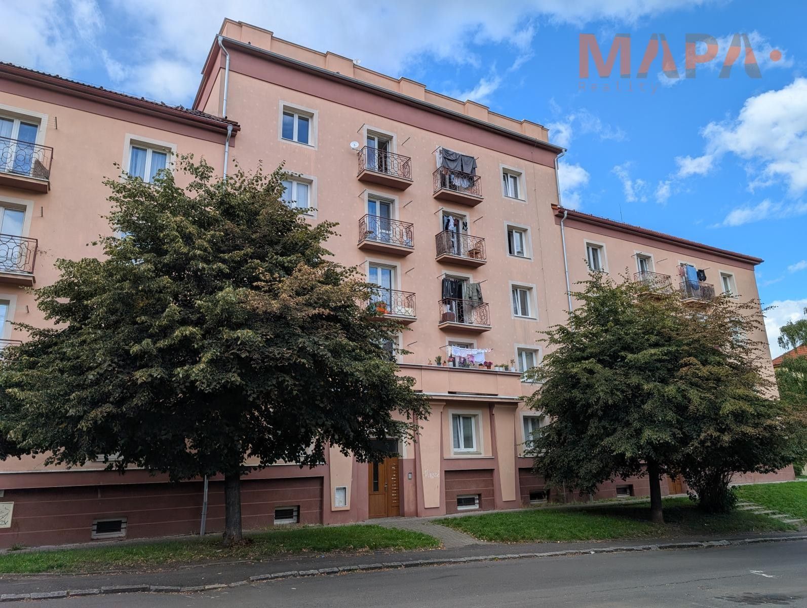 2+1, Konstantina Biebla, Most, 55 m²