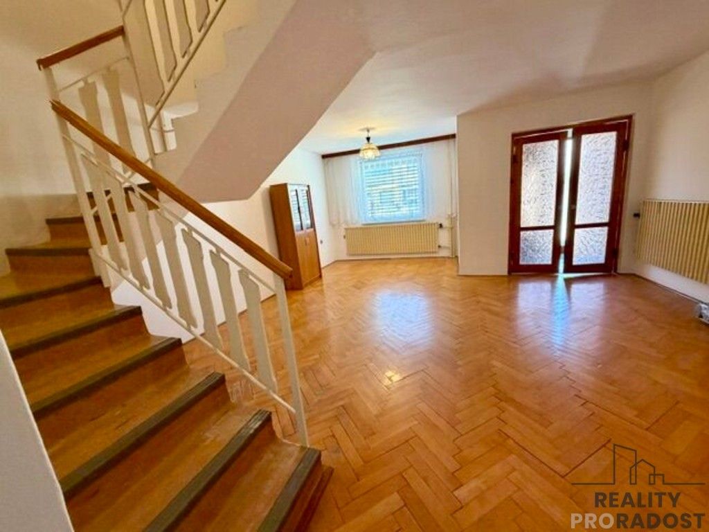 Pronájem rodinný dům - Čejč, 170 m² - 5