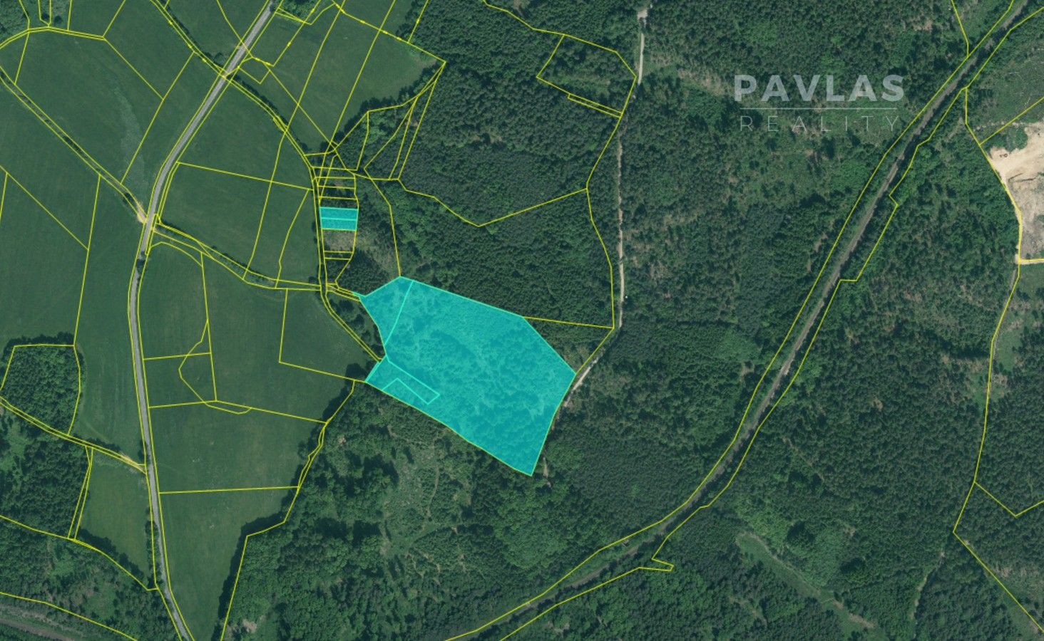 Lesy, Hosín, 32 m²