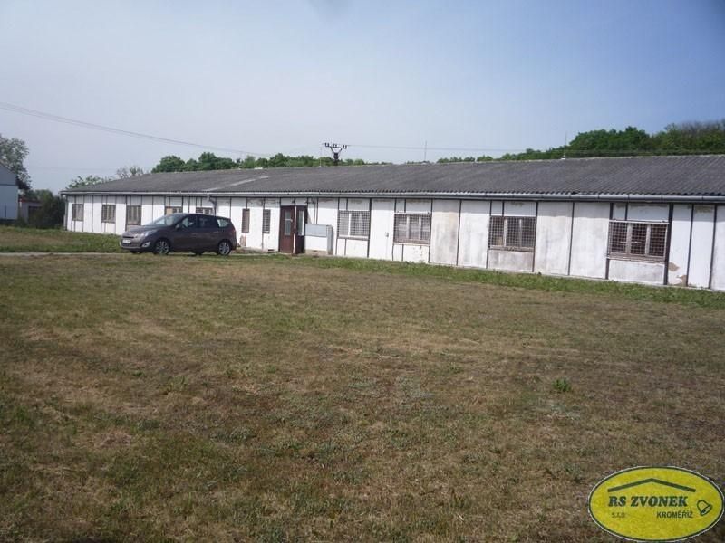 Prodej komerční pozemek - Kroměříž