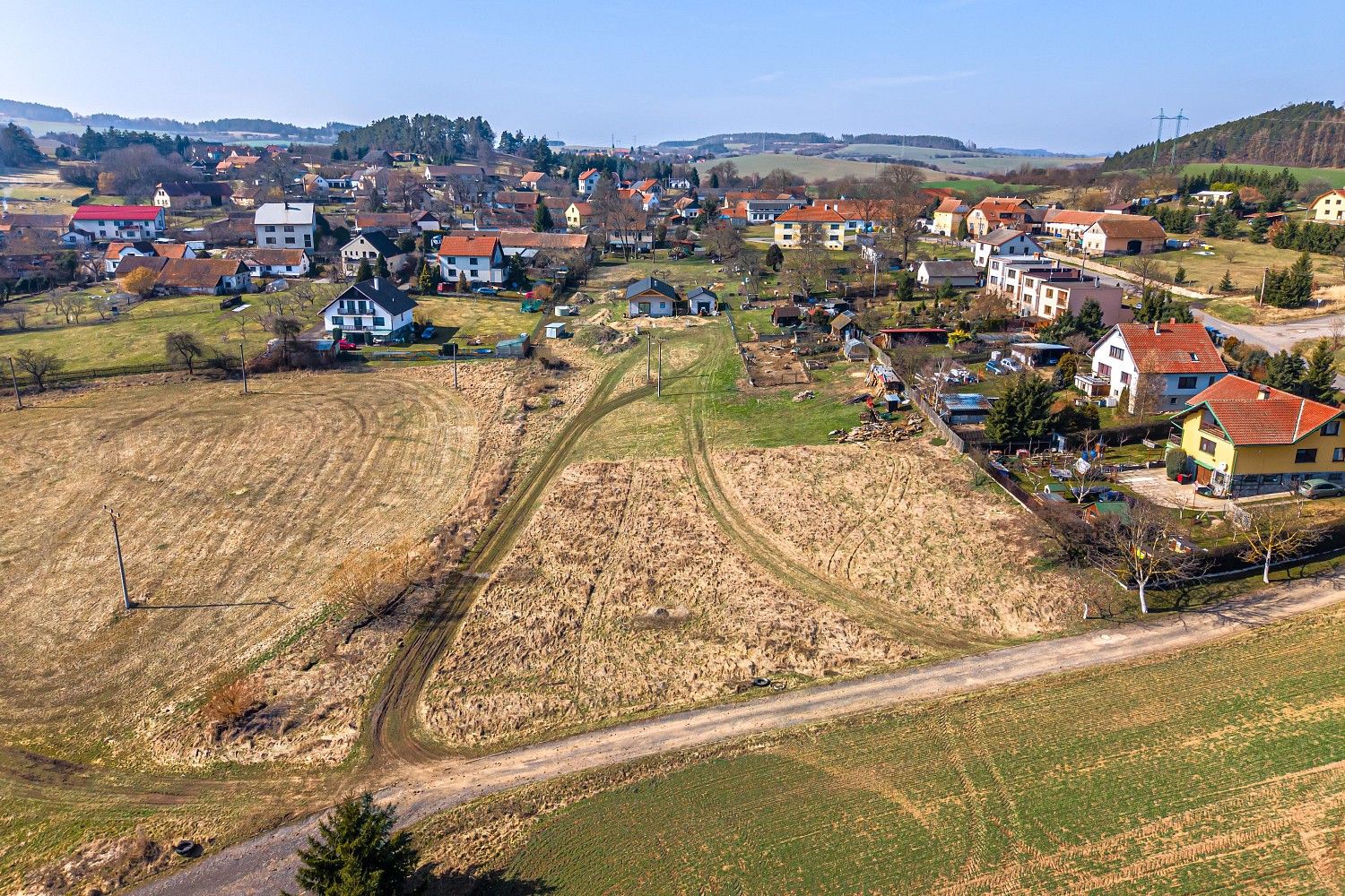 Pozemek pro bydlení, 1 219 m²