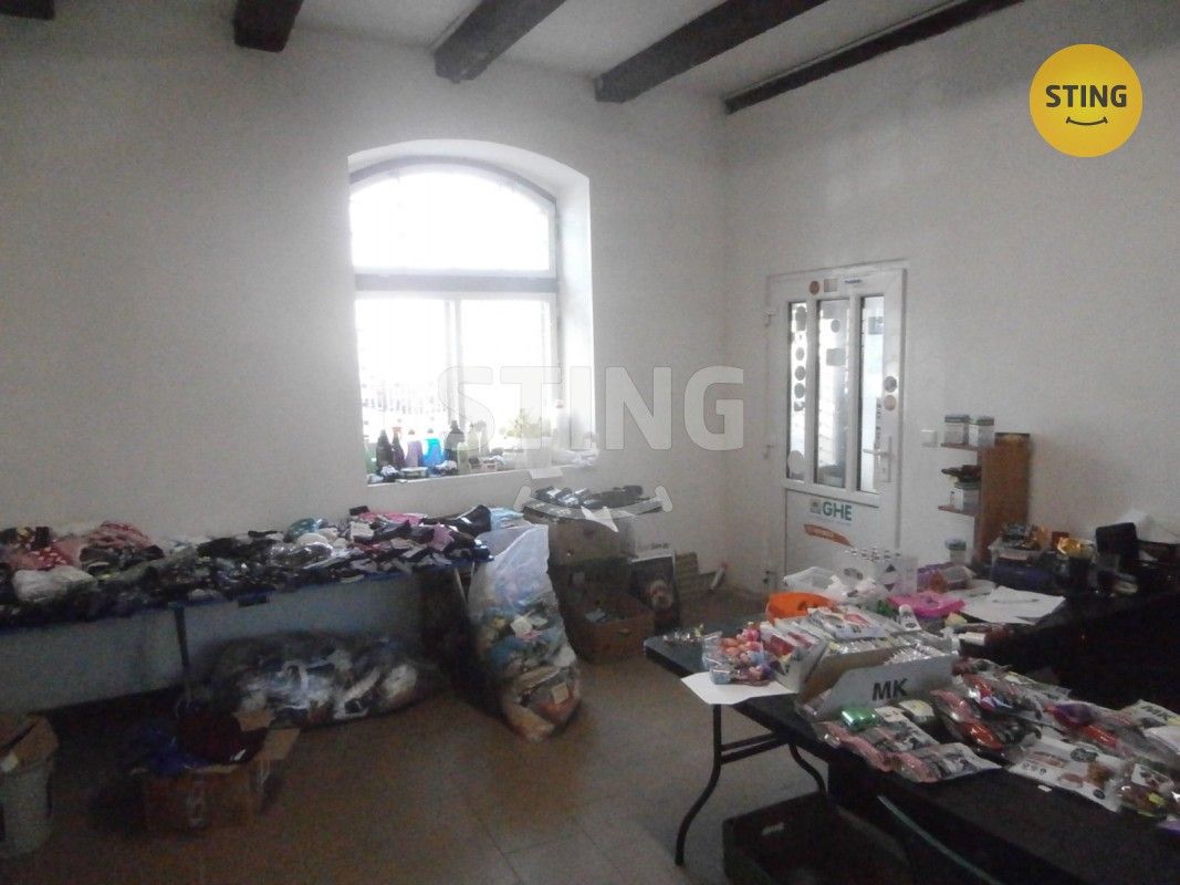 Pronájem obchodní prostory - Opava, 746 01