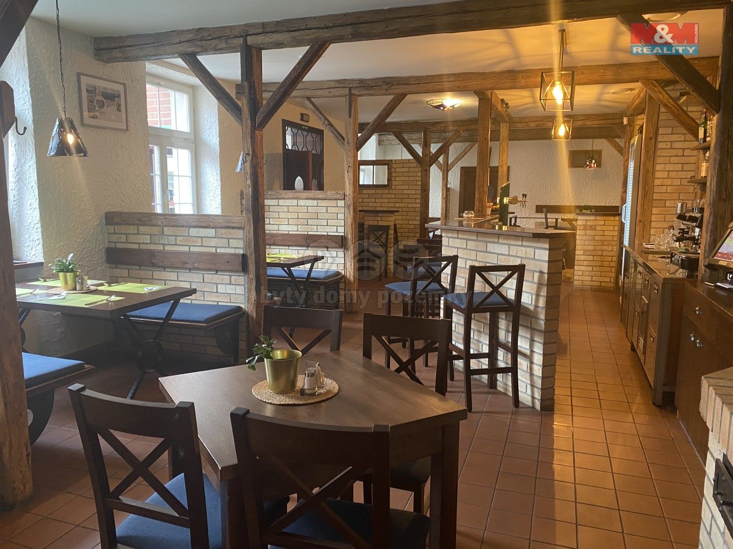 Restaurace, Slavníkovců, Ostrava, 150 m²