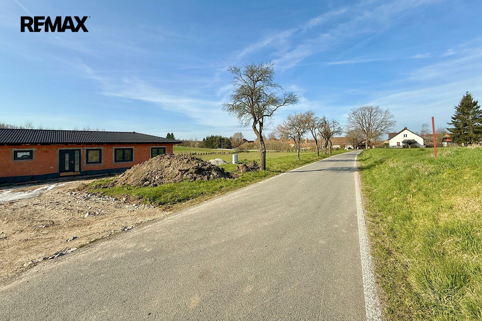Pozemky pro bydlení, Varvažov, 2 793 m² - 2