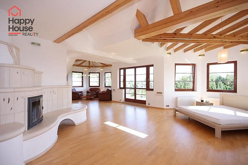 Rodinný dům · 310 m² · Praha - Újezd u Průhonic, okres Praha 11, Hlavní město Praha - 3