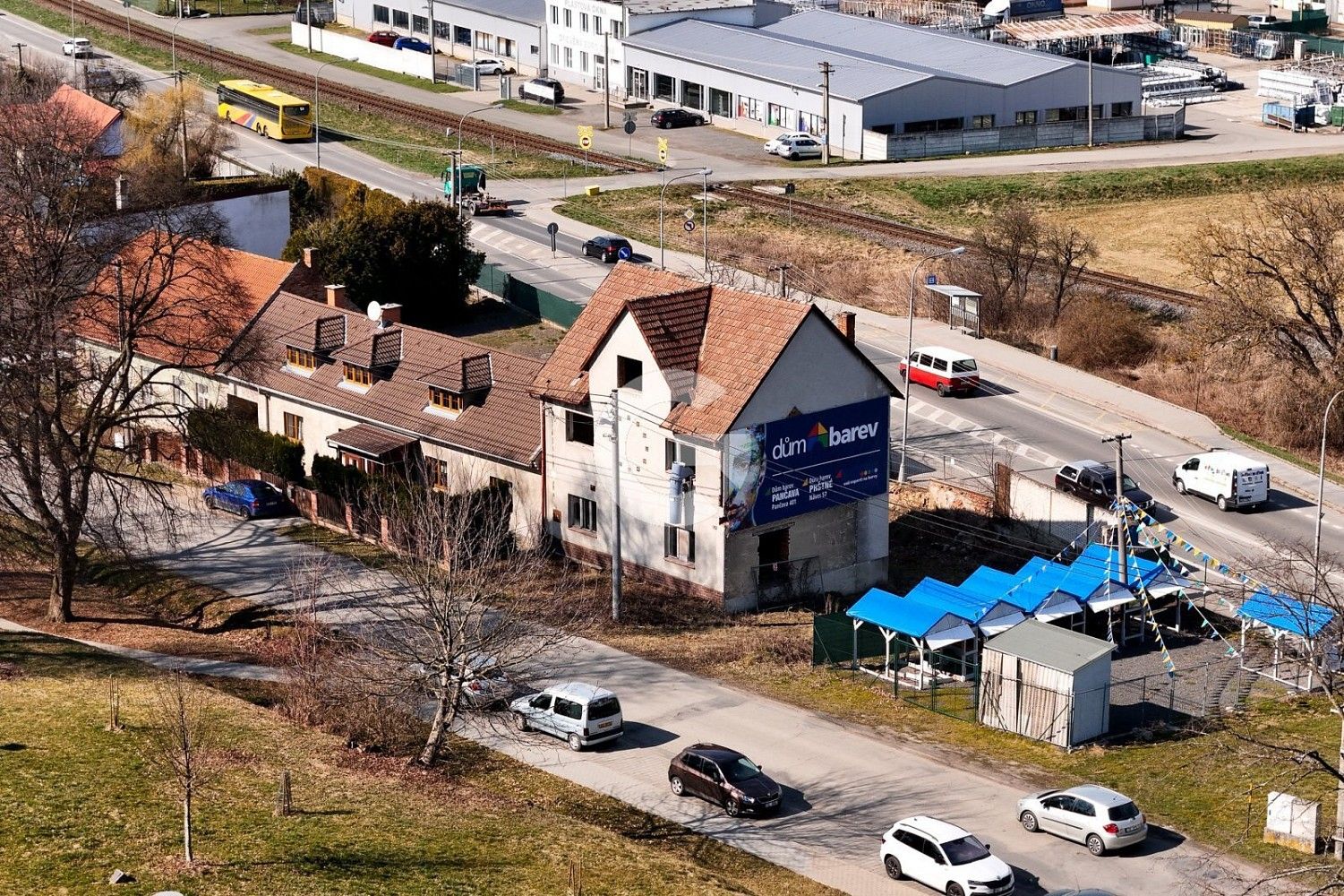 Obchodní prostory, 210 m²