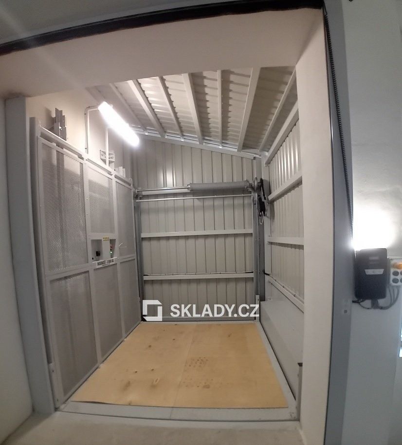 Pronájem sklad - Klatovy, 598 m²