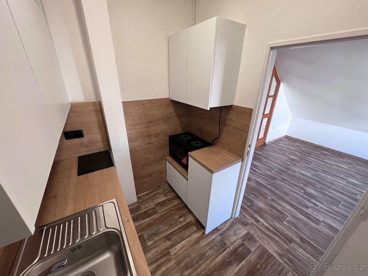 Pronájem byt - Břeclav, 690 02