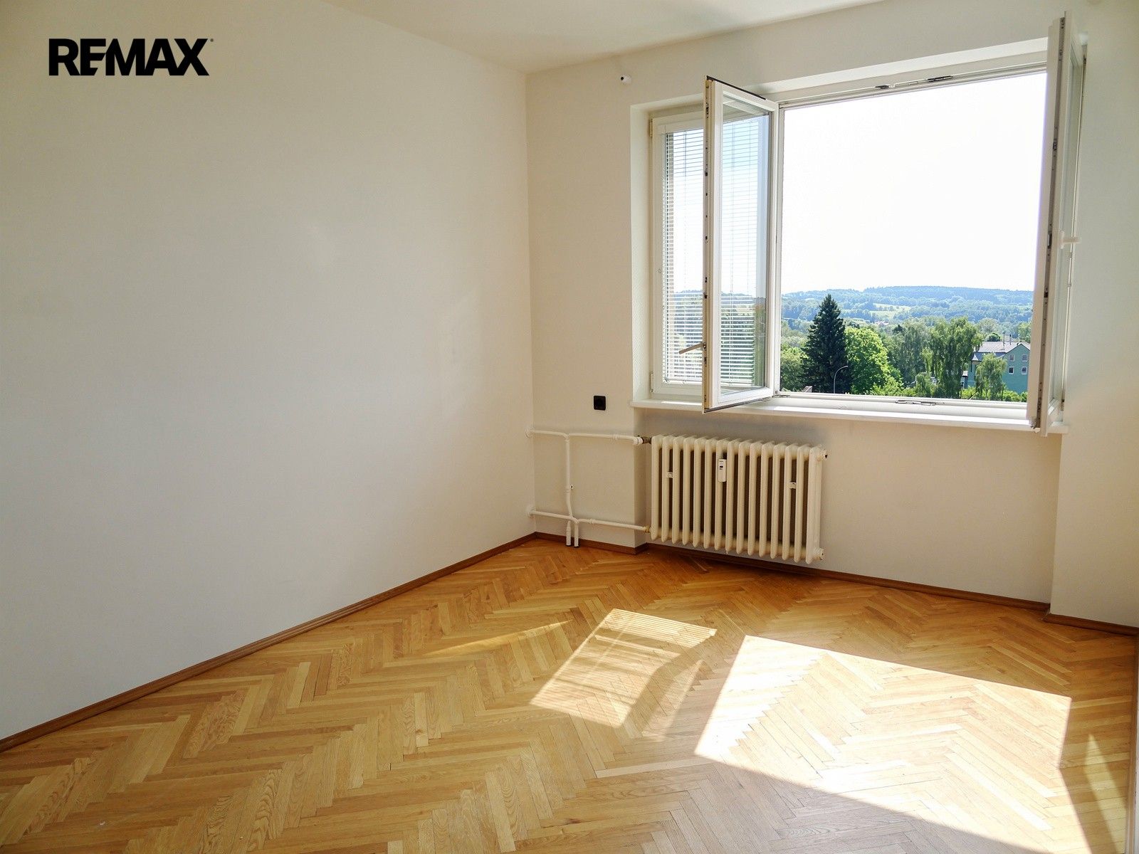 Prodej byt 2+1 - Palackého 2420, Aš, 65 m² - 5