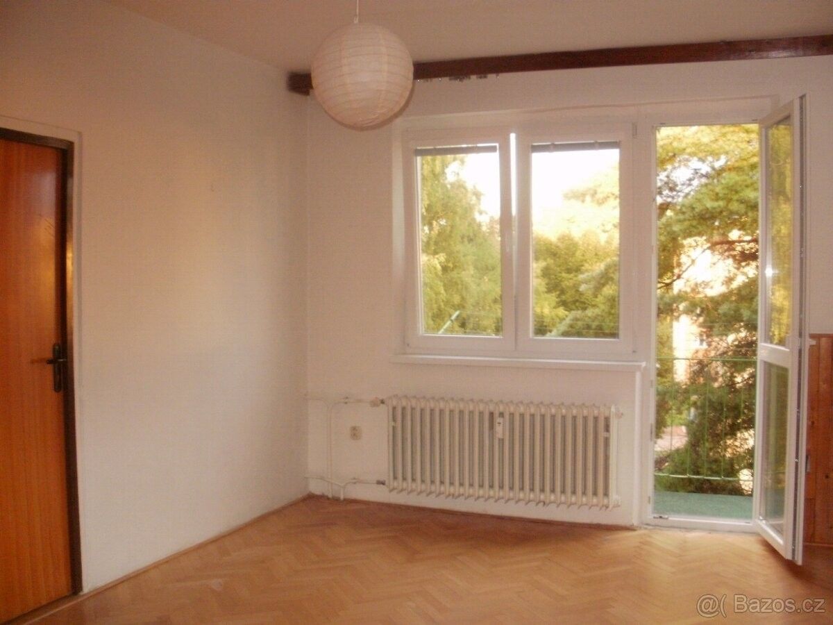 Pronájem byt - Dolní Bečva, 756 61