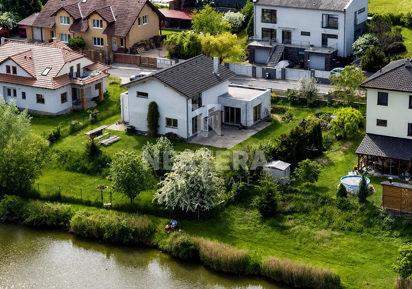 Rodinné domy, Odolena Voda - Dolínek, okres Praha-východ, Středočeský kraj, 161 m² - 2