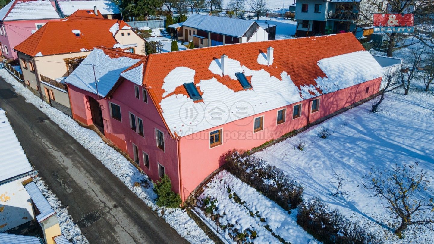 Rodinné domy, Kostelec, Hluboká nad Vltavou, 150 m²