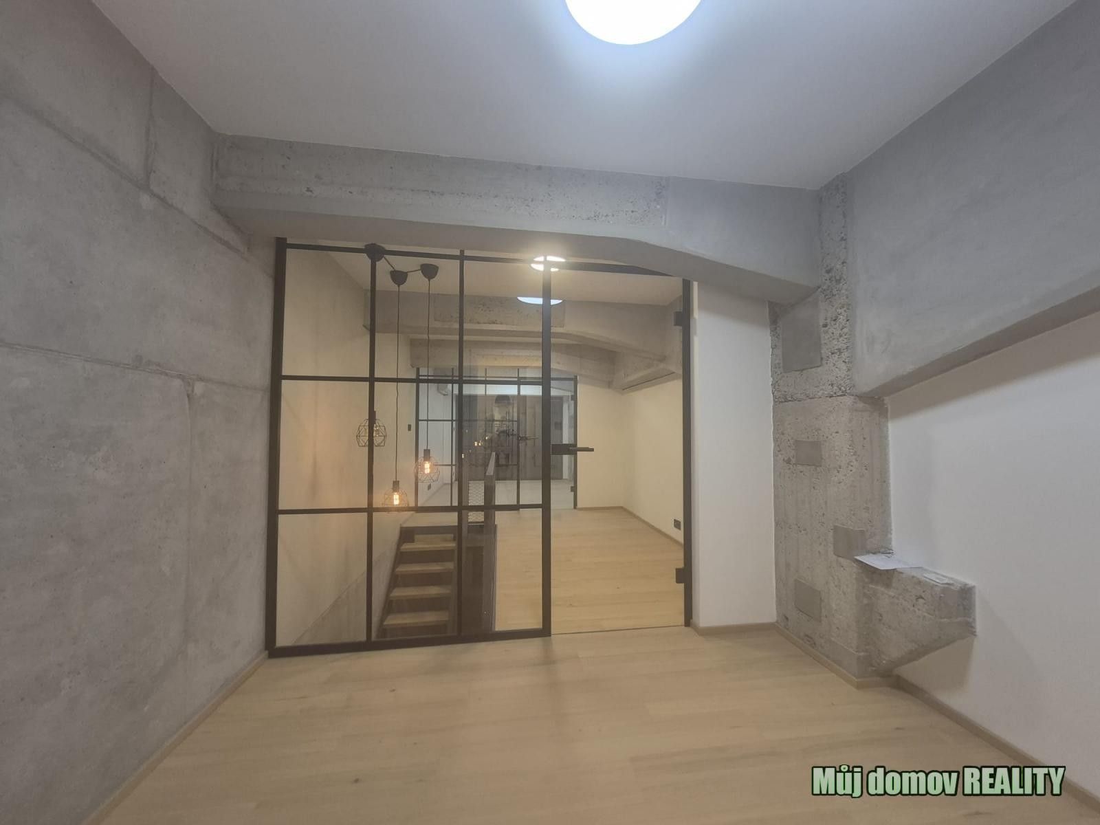 Pronájem byt 3+kk - Kolbenova, Praha, 66 m²