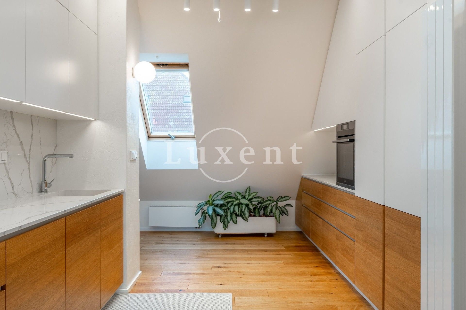 Pronájem byt 4+kk - Wuchterlova, Praha, 120 m²