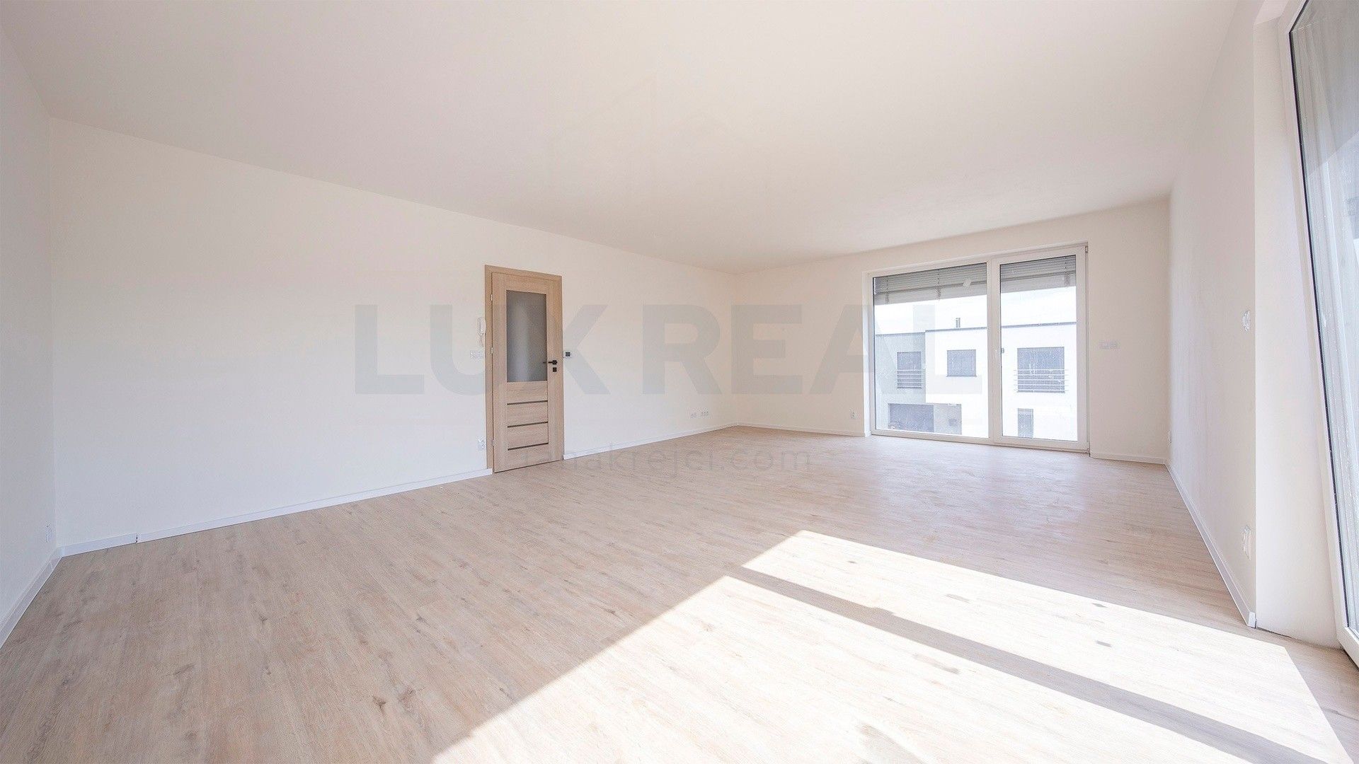 Garáže, Sádky, Želešice, 71 m²