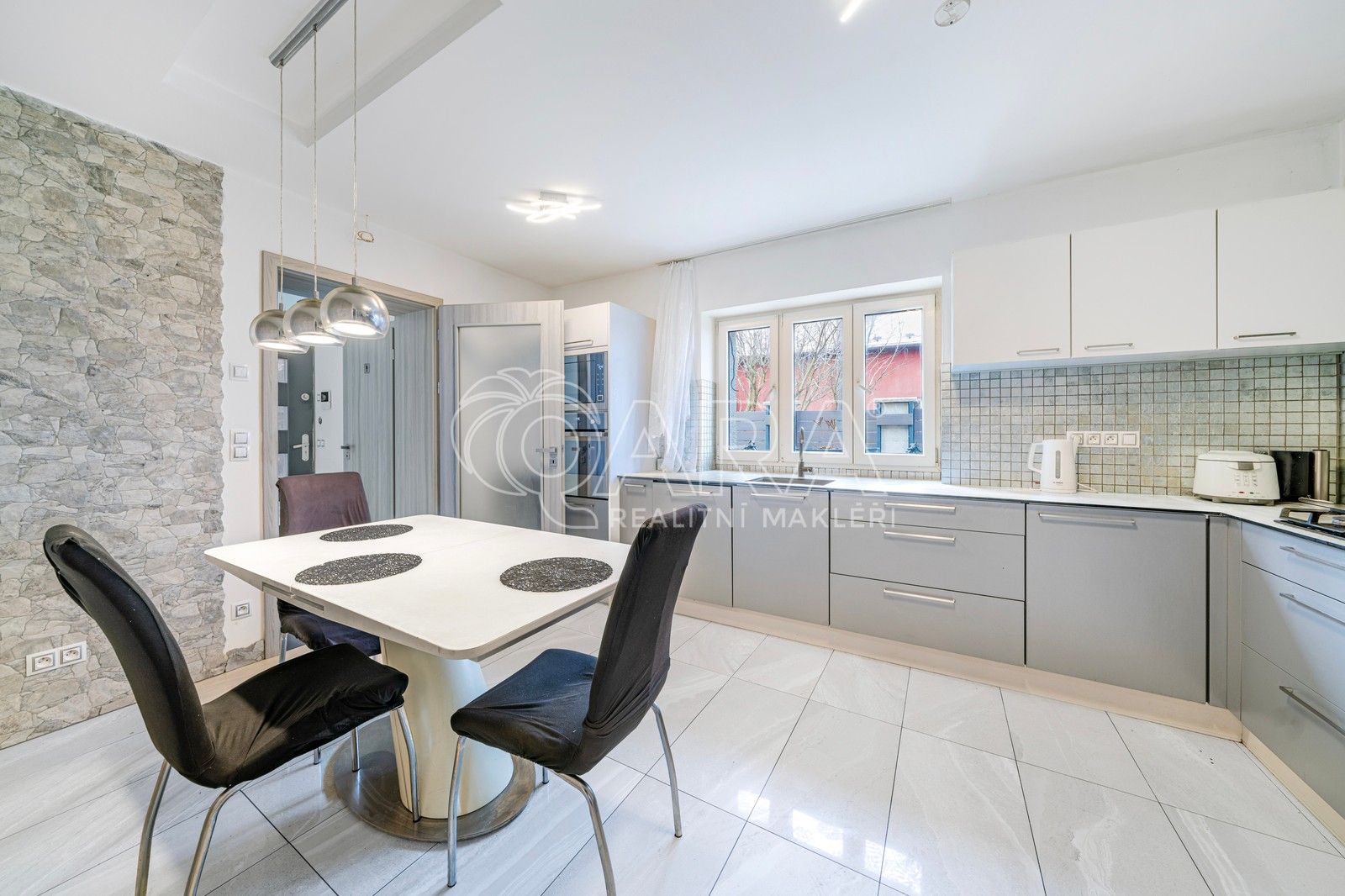 Prodej rodinný dům - Rooseveltova, Říčany, 160 m²