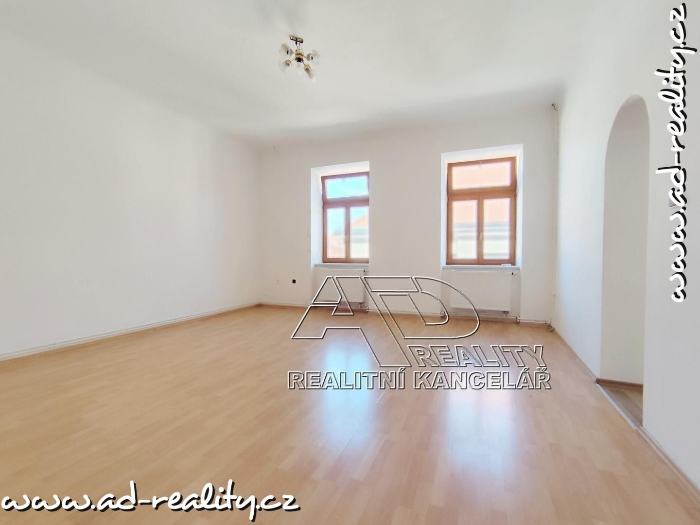 Pronájem byt 3+kk - Hradební, České Budějovice, 70 m²